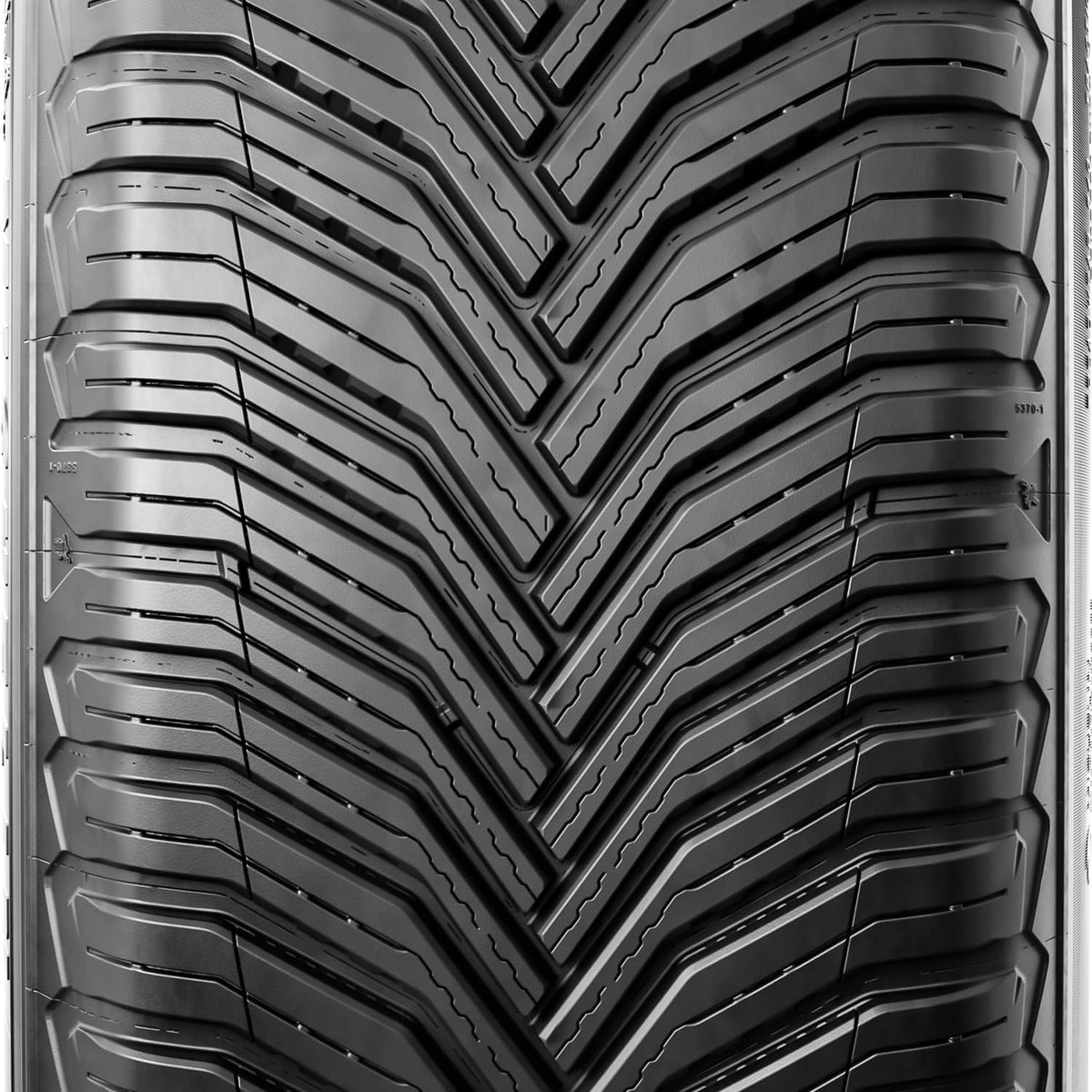 225/65R17 102H All-Season Car Tire K993