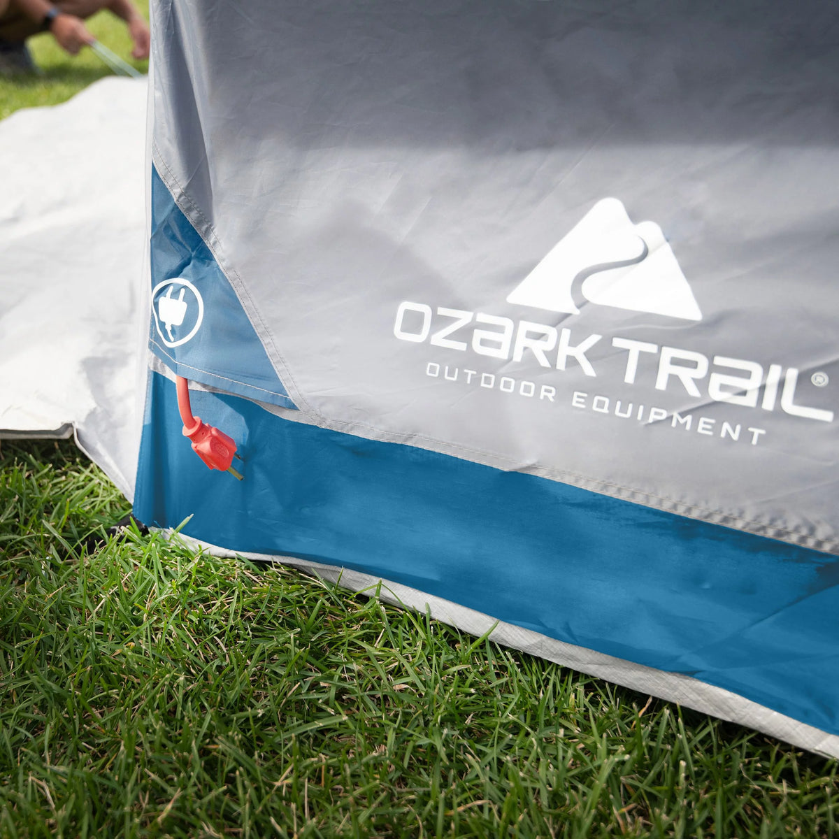 10-Person Tent with 2 Entrances J58227