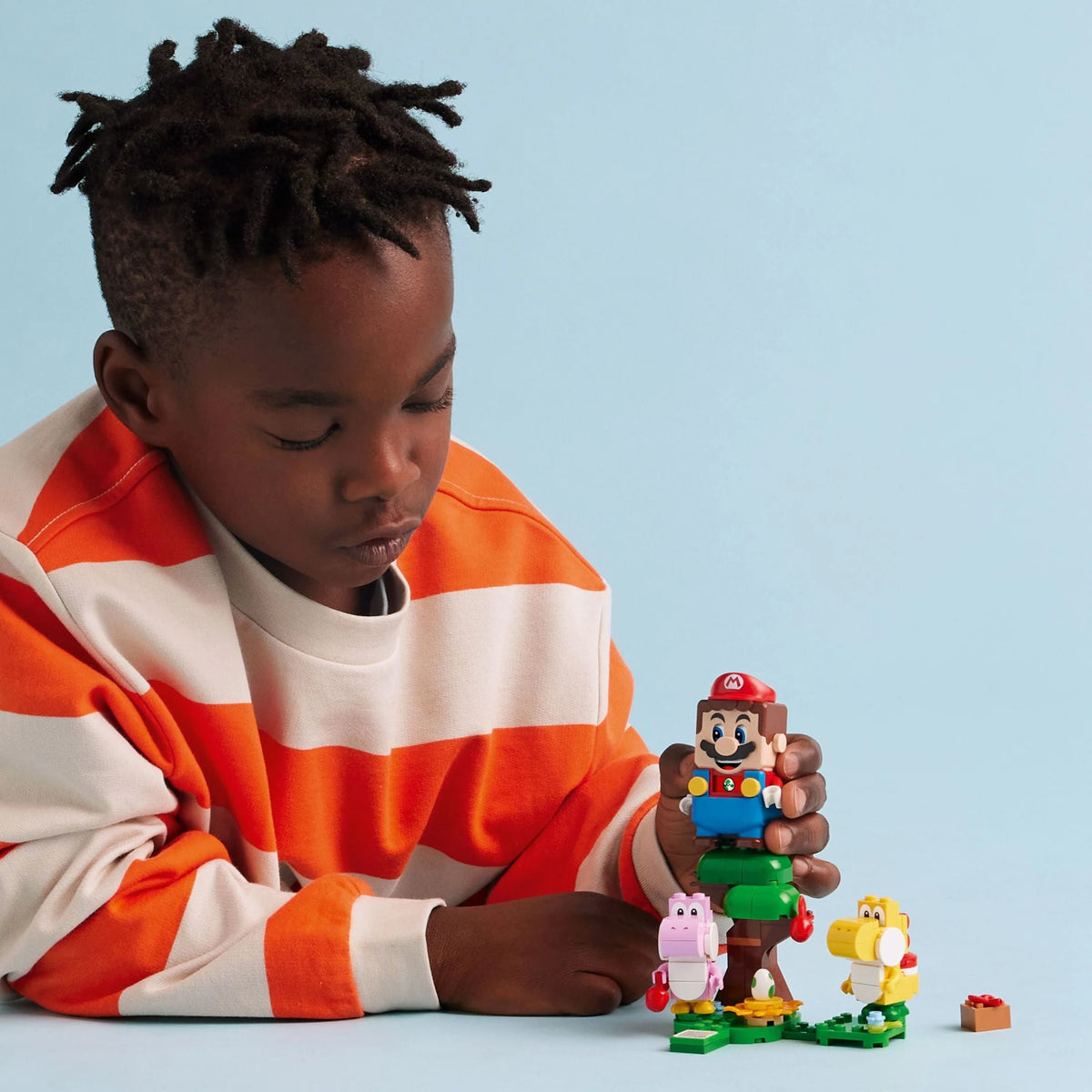 Building Toy Set with 2 Brick-Built Characters W555945